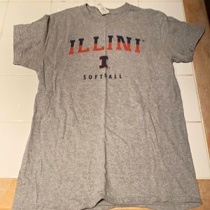 UIUC Softball T-shirt. University of Illinois. Fighting Illini. Size small
